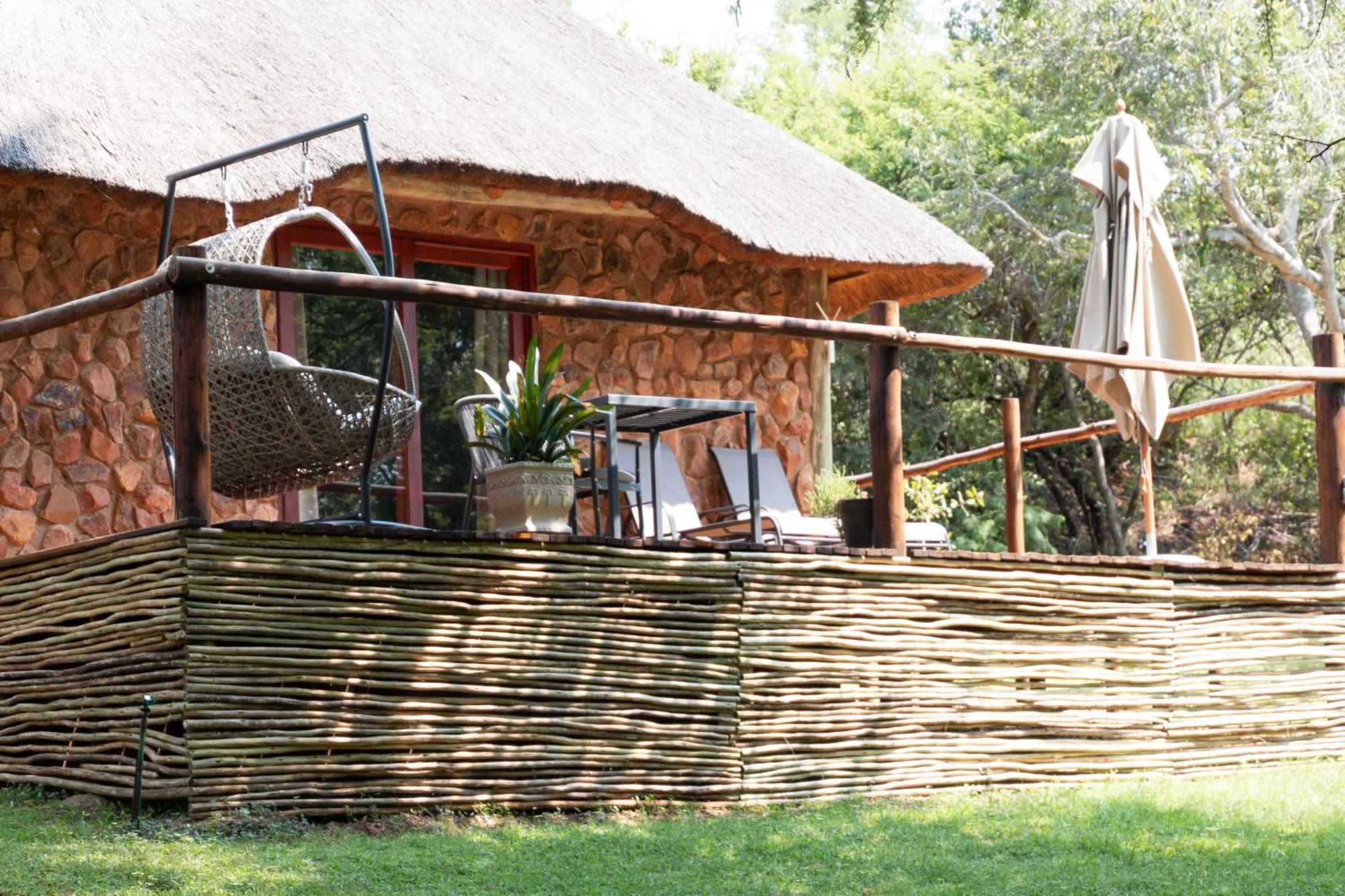 Mologa River Lodge Rust de Winter Buitenkant foto