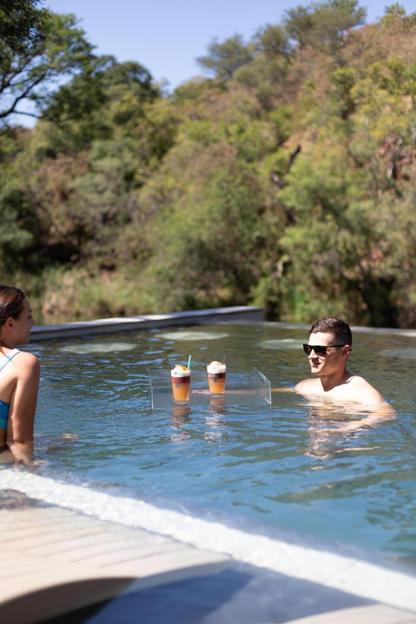 Mologa River Lodge Rust de Winter Buitenkant foto