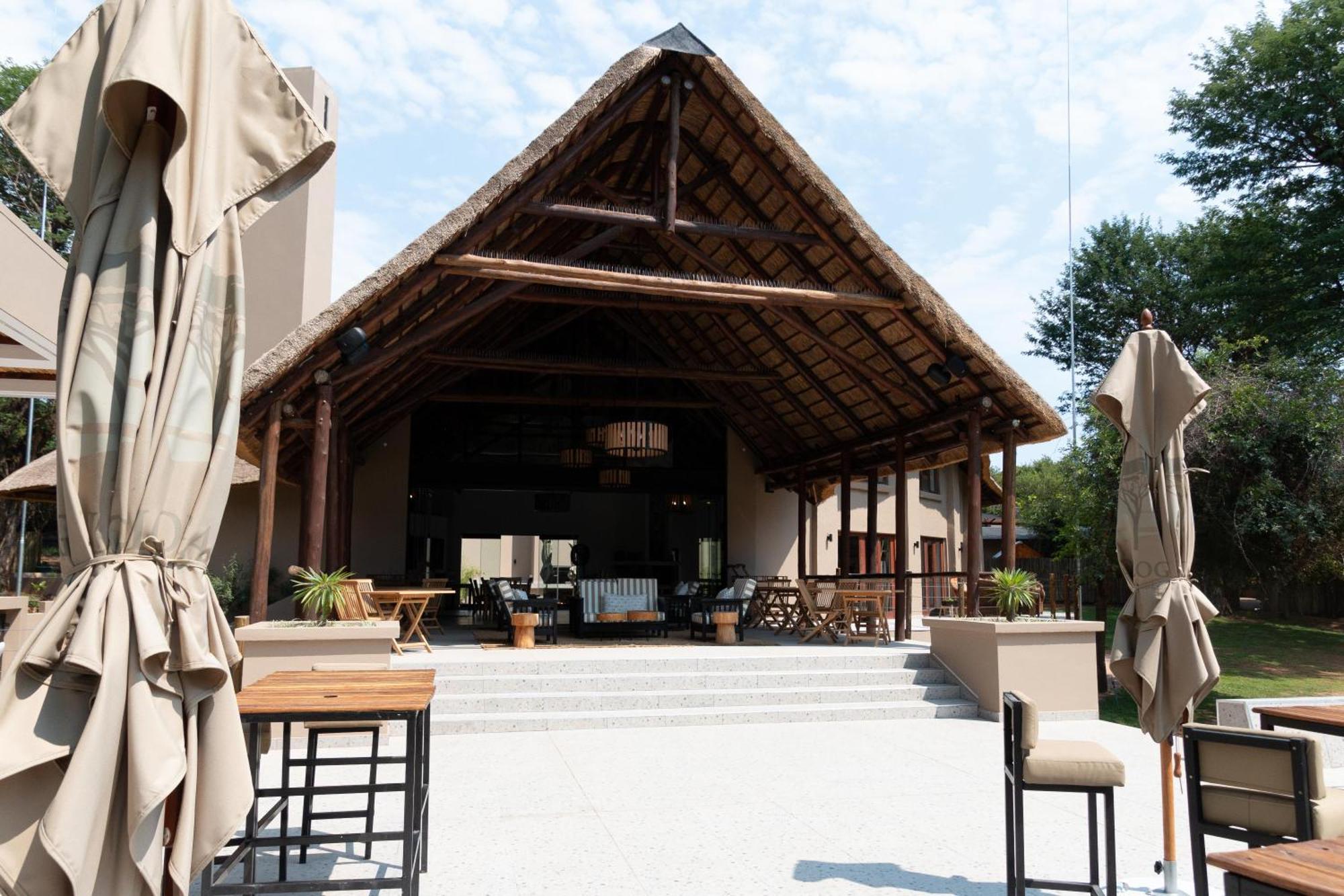 Mologa River Lodge Rust de Winter Buitenkant foto